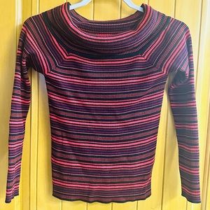 Forever 21 long sleeve ribbed pullover blouse